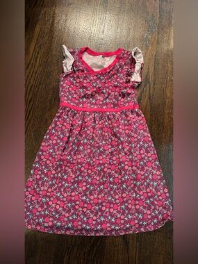 Tea Collection Raspberry Floral Ruffle-Sleeve Dress